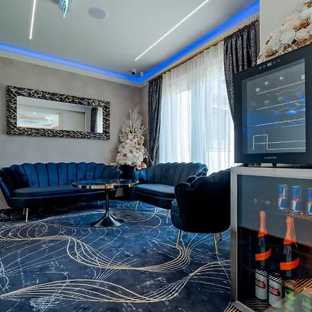 Diamond Panzio Bed & Breakfast 4*