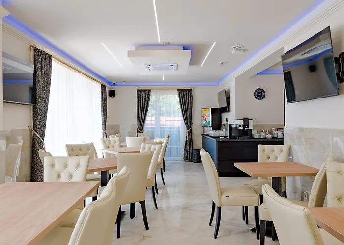 住宿加早餐酒店 Diamond Panzio Hajdúszoboszló