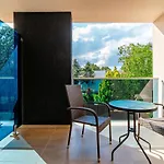 Diamond Panzio Bed & Breakfast 4*
