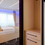 Bed & Breakfast Diamond Panzio 4*