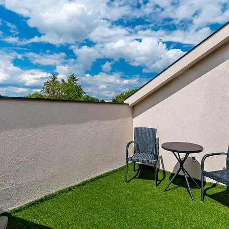 Diamond Panzio Bed & Breakfast Hajduszoboszlo