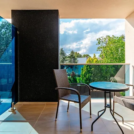 Diamond Panzio Bed & Breakfast 4*