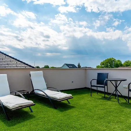 Nocleg ze śniadaniem Diamond Panzio 4*