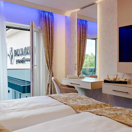 Diamond Panzio Bed & Breakfast 4*